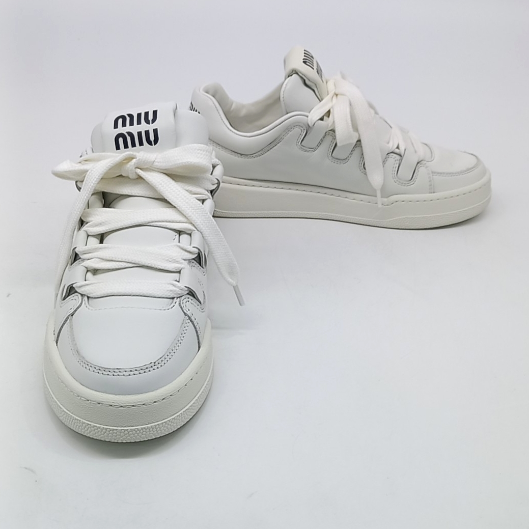 미유우 Amazon.com | Mizuno City Wind MID Sports Casual Sneakers