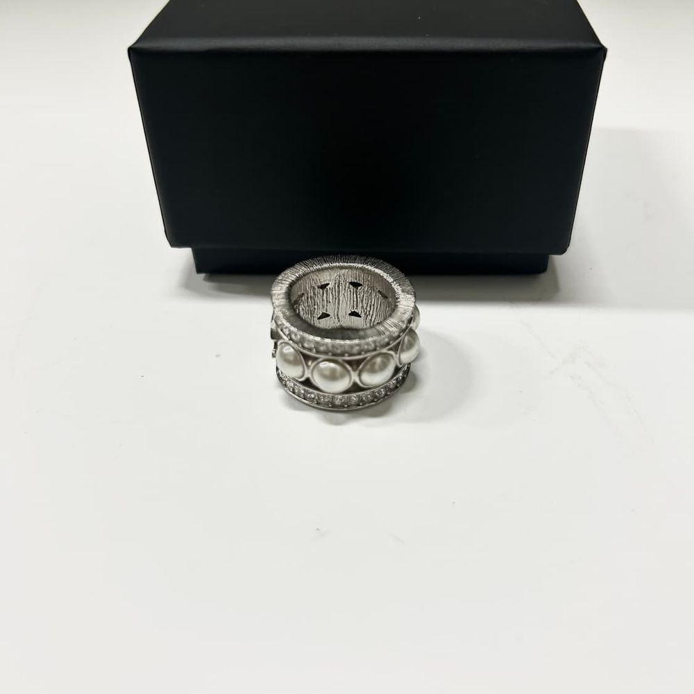 Chanel 샤넬 공방 컬렉션 크리스탈 펄 링 반지 상품 이미지 2