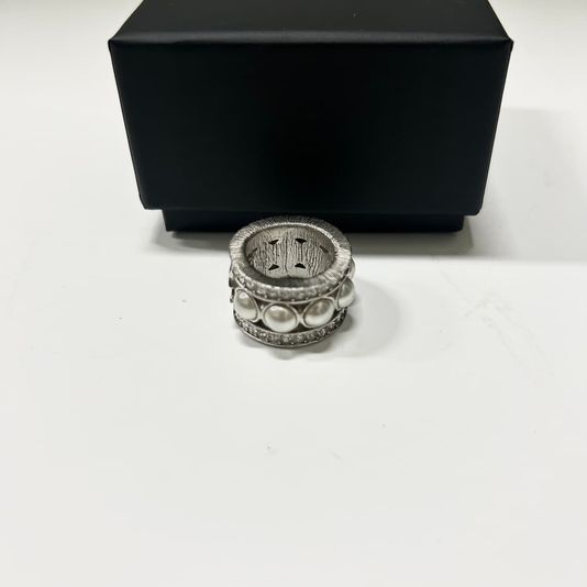 Chanel 샤넬 공방 컬렉션 크리스탈 펄 링 반지 상품 이미지 2