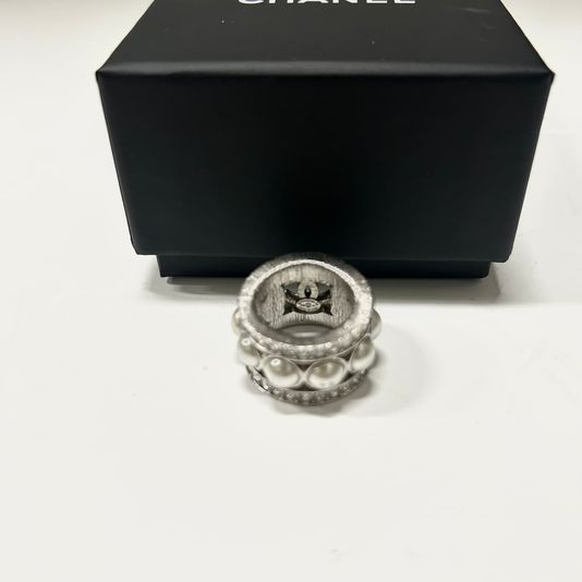 Chanel 샤넬 공방 컬렉션 크리스탈 펄 링 반지 상품 이미지 4