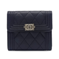샤넬 캐비어 보이 반지갑