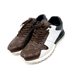 루이비통 런어웨이 스니커즈