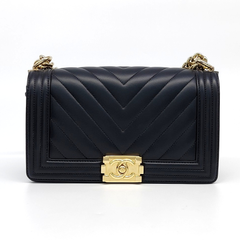 샤넬 쉐브론 보이백 미듐