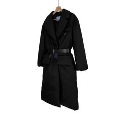 [38] 프라다 여성 리나일론 삼각로고 다운 벨트 롱 패딩 코트 블랙