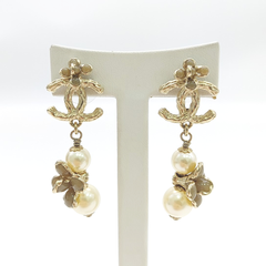 샤넬 진주 귀걸이