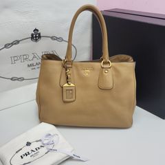 프라다 비텔로 토트 앤 숄더백
