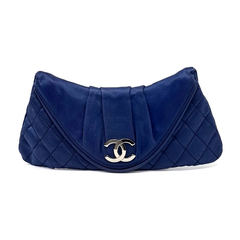 샤넬 새틴 클러치