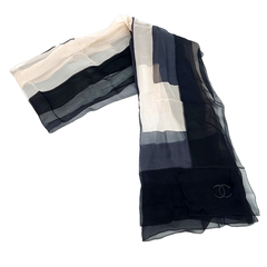 샤넬 실크 스카프