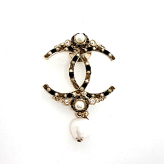 샤넬 로고 브로치