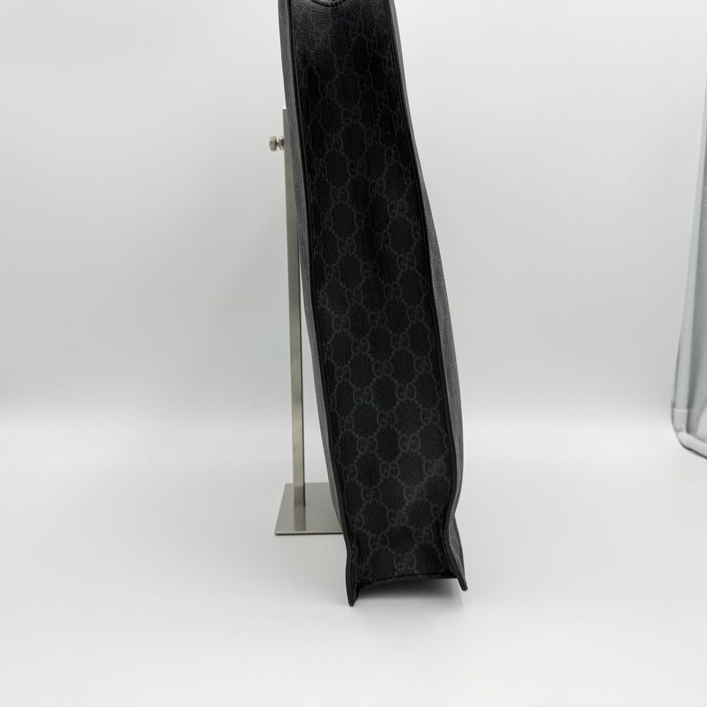 Gucci 구찌 GG 캔버스수프림 블랙 라지 토트백 숄더백 남성 495559 가방 상품 이미지 4