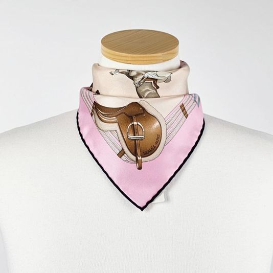 Hermes 에르메스 점핑 Jumping 45 실크 여성 스카프 H891526S 05 상품 이미지 9