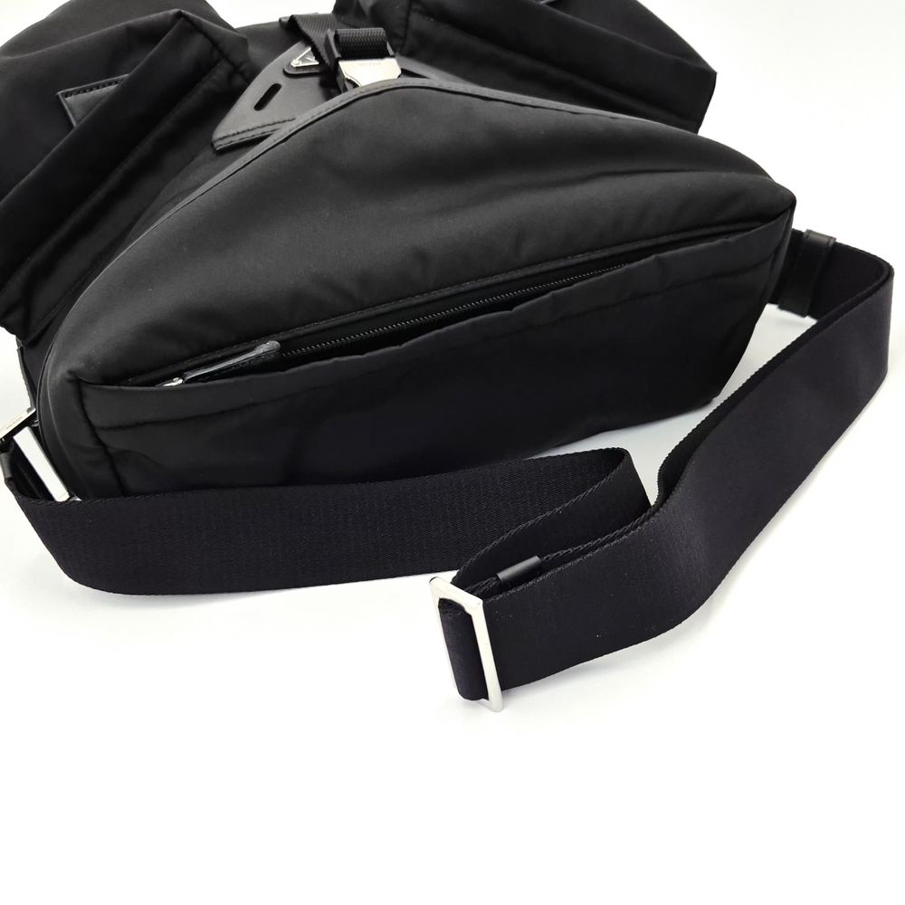 Prada 프라다 리나일론 삼각로고 숄더백 2VD062 상품 이미지 11