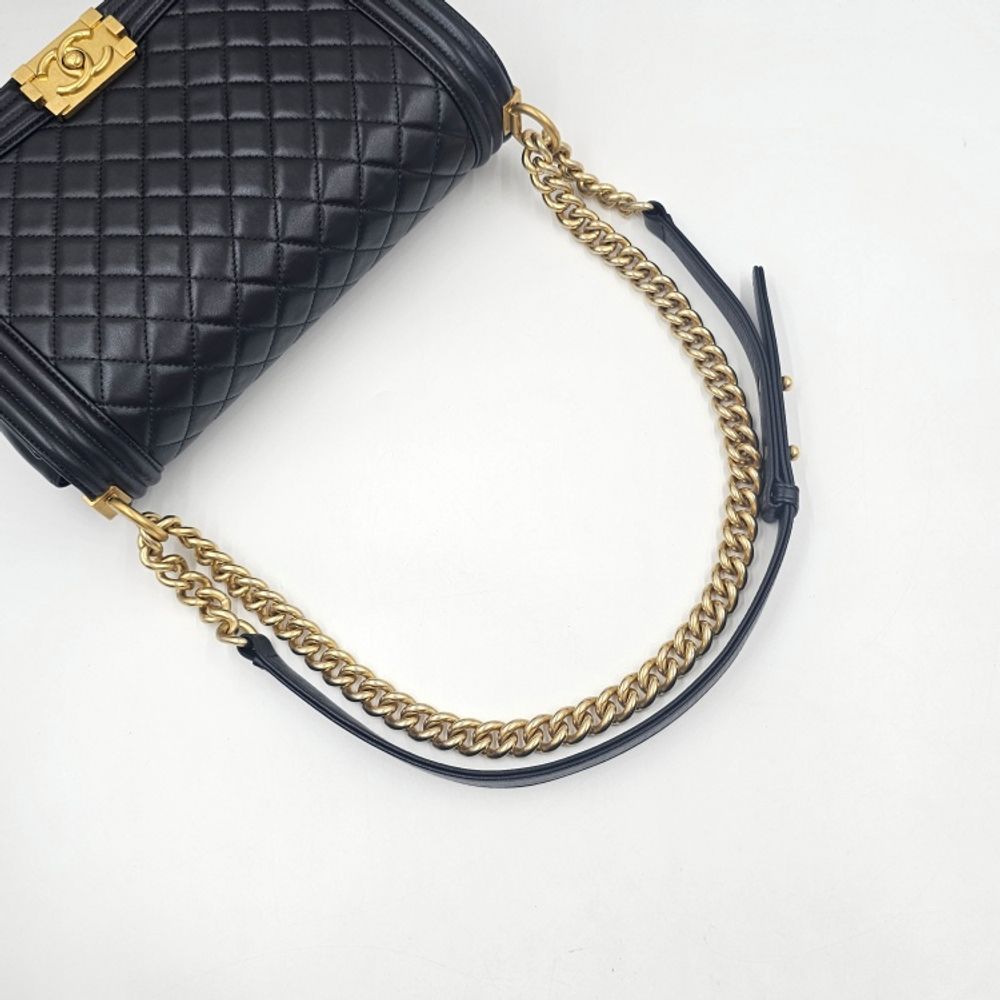 Chanel 샤넬 보이 플랩백 라지 21번대 A92193 4957 상품 이미지 18