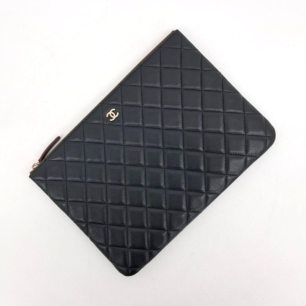 Chanel 샤넬 클러치 뉴미듐 A82045 상품 이미지 2